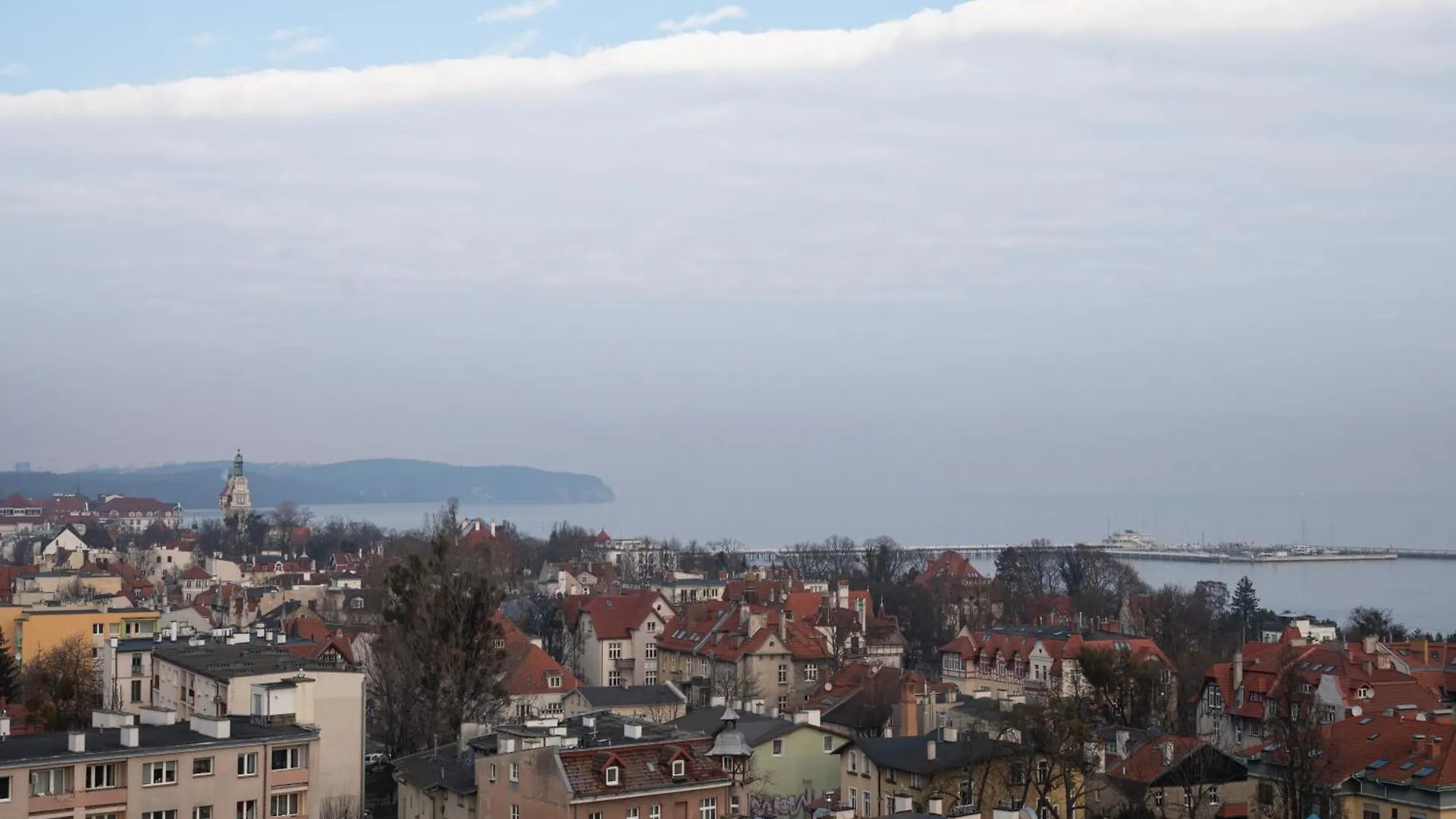 Comfortable 3City Apartment With Balcony By Noclegi Renters Sopot Poland