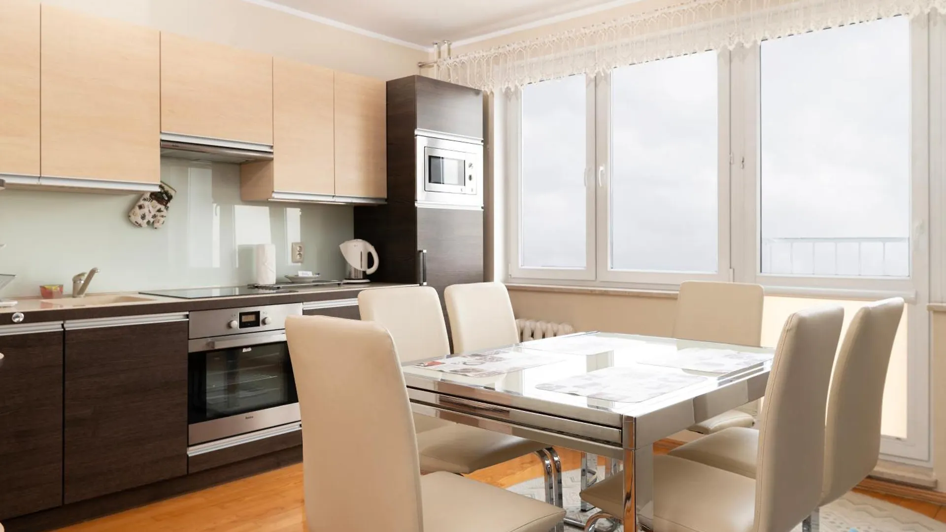 Comfortable 3City Apartment With Balcony By Noclegi Renters Sopot